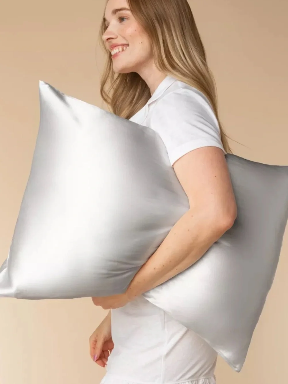 Kitsch Satin Standard Pillowcase in Silver BRAND NEW IN BOX
